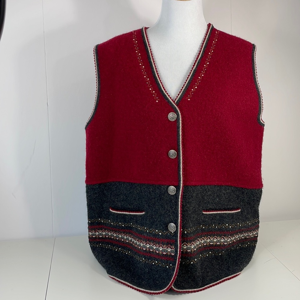 VINTAGE Penmans embroidered boiled wool Sleeveless cardigan, Size L